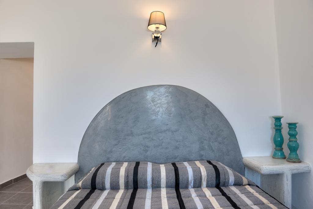 Remvi Suites Фиростефани Экстерьер фото